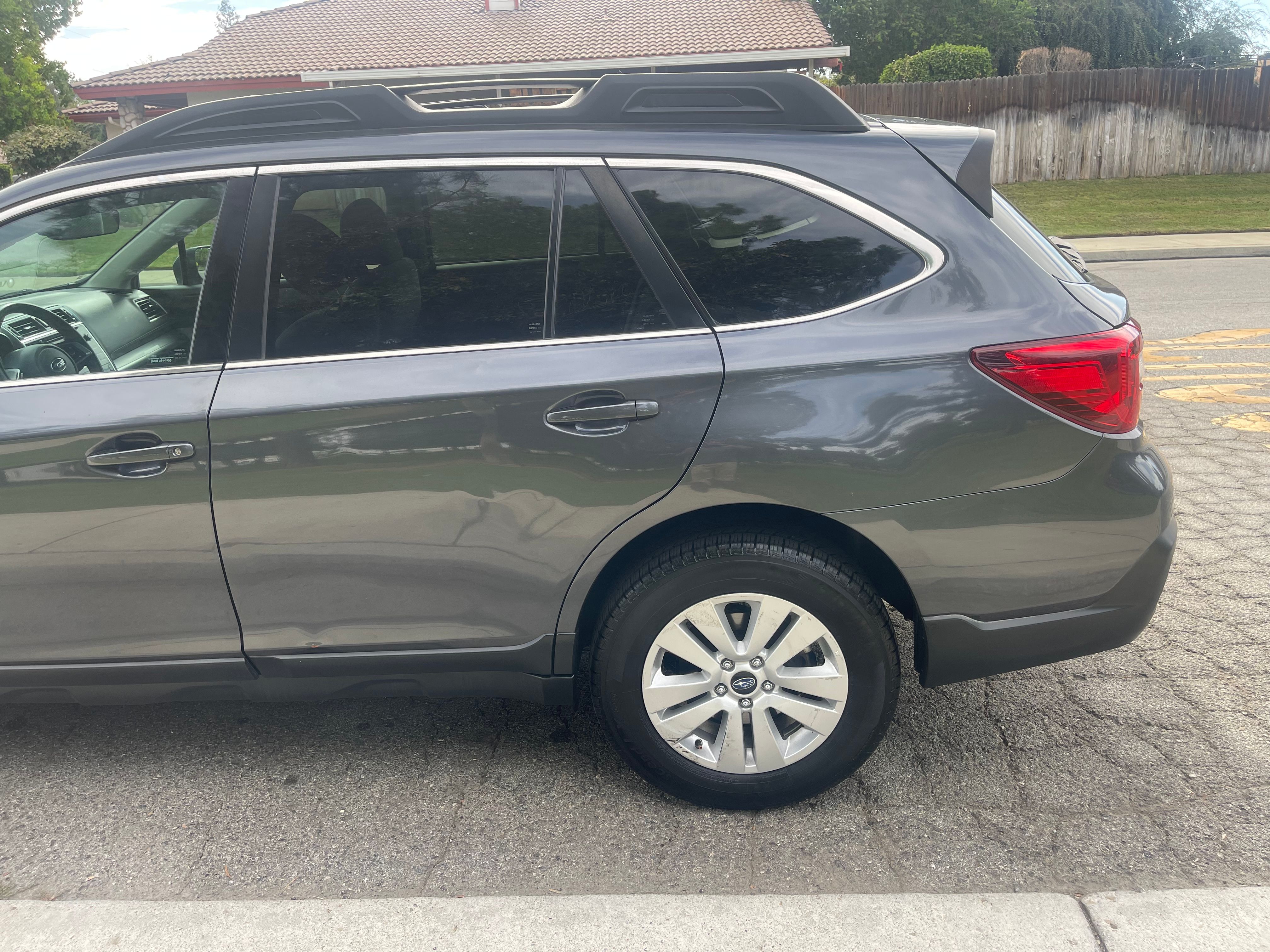 N / A, 2018 SUBARU OUTBACK Image 8