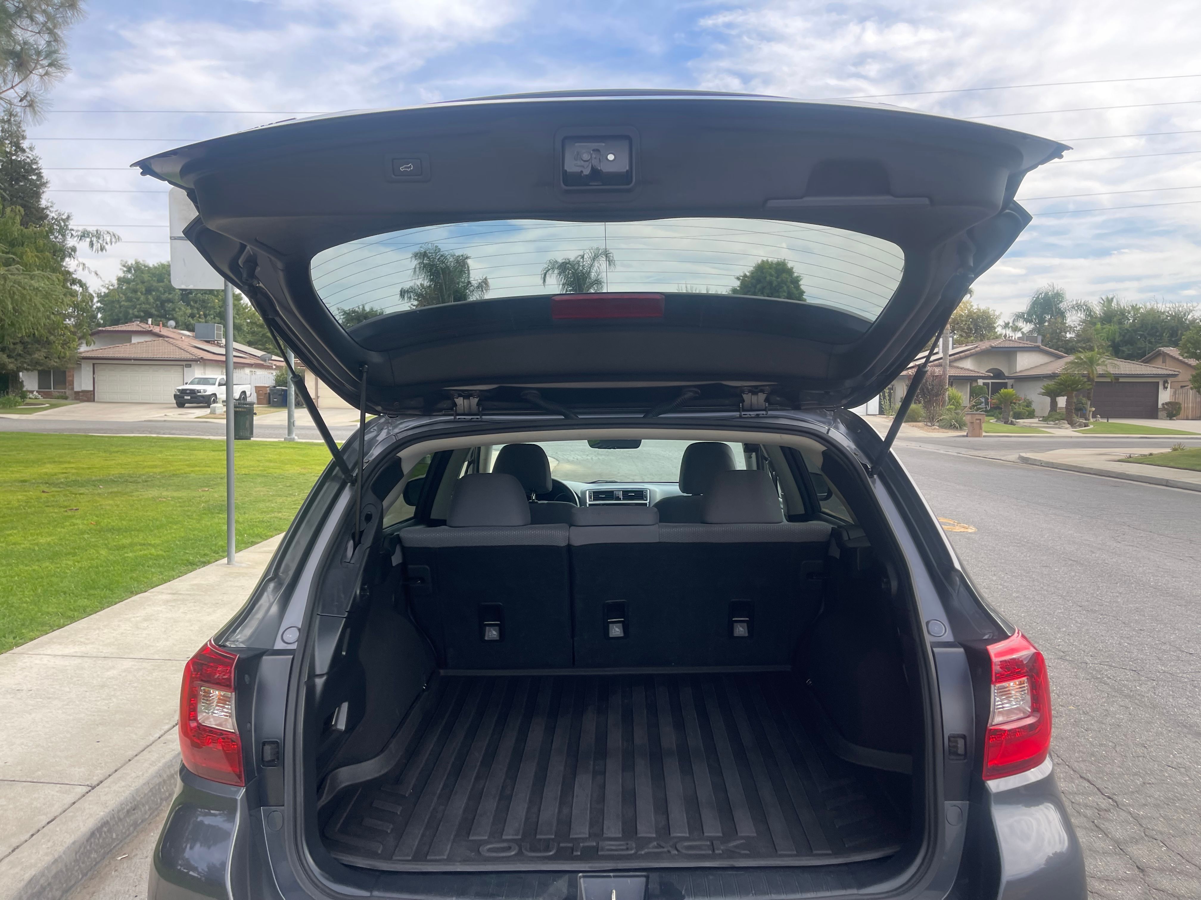 N / A, 2018 SUBARU OUTBACK Image 21