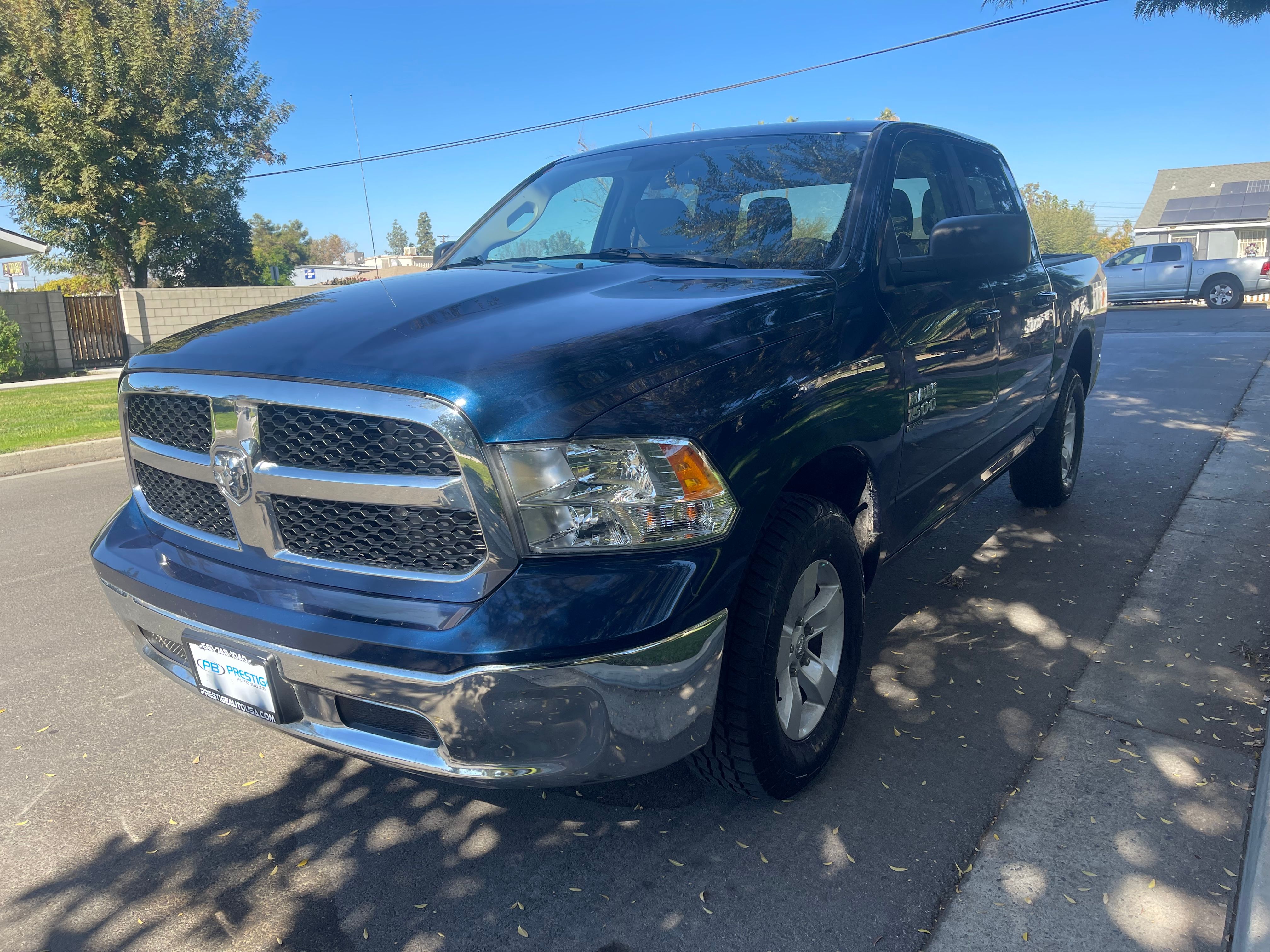 N / A, 2021 RAM 1500 CLASSIC CREW CAB Thumnail Image 2