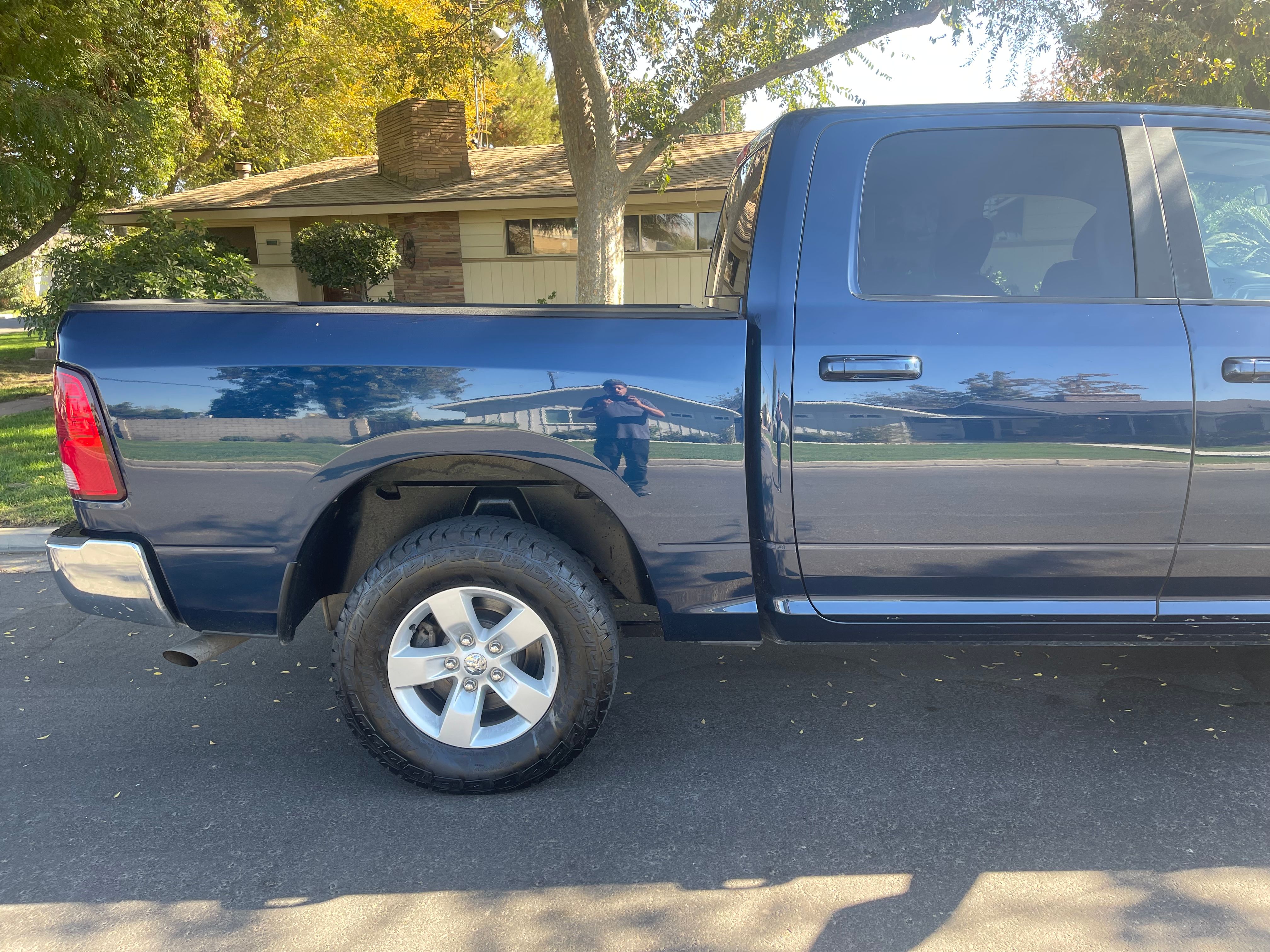 N / A, 2021 RAM 1500 CLASSIC CREW CAB Thumnail Image 6