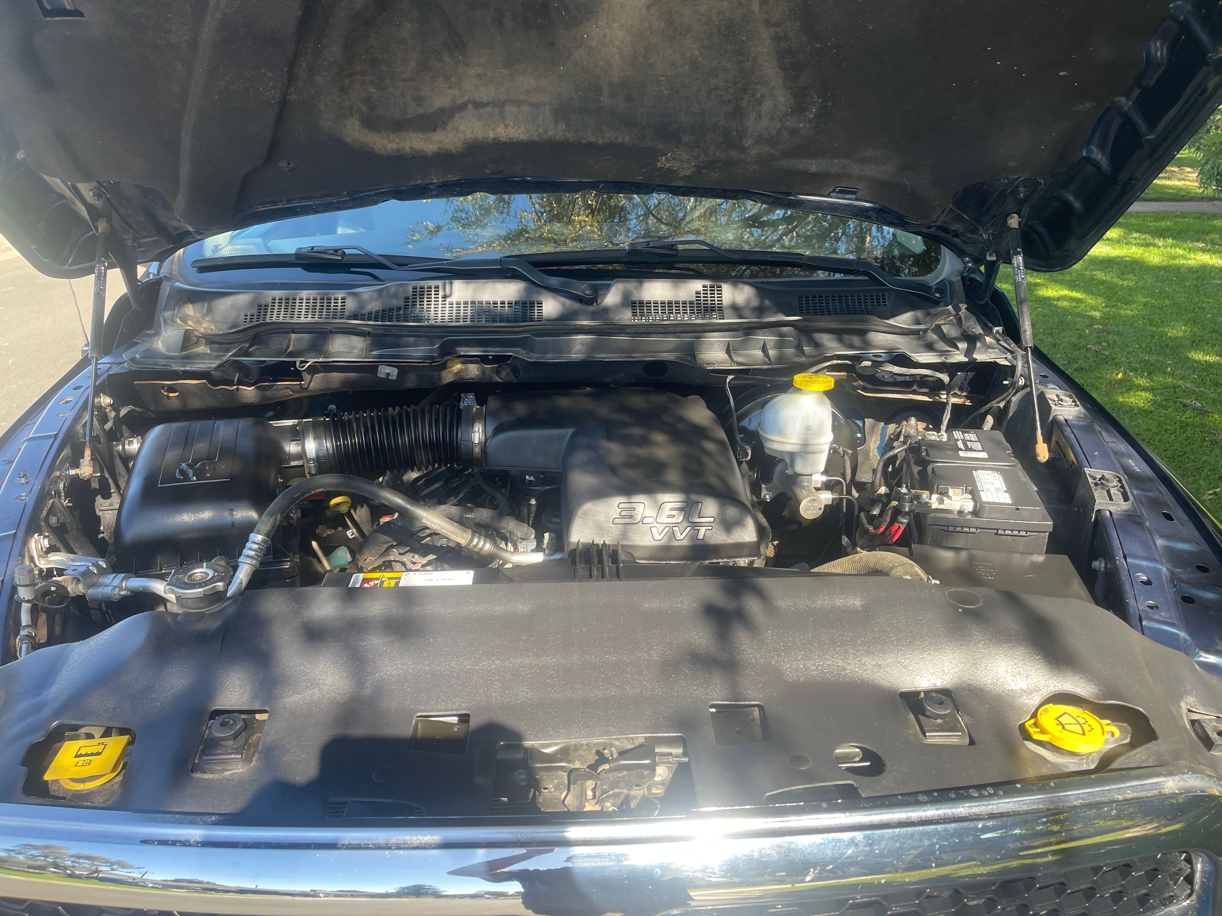 N / A, 2021 RAM 1500 CLASSIC CREW CAB Image 12