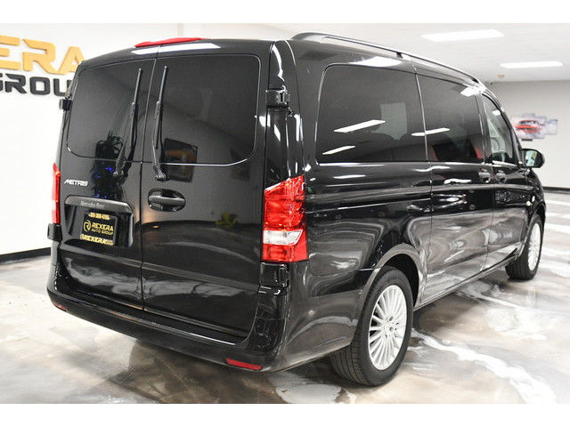 BLACK, 2017 MERCEDES-BENZ MINI-VAN Thumnail Image 4