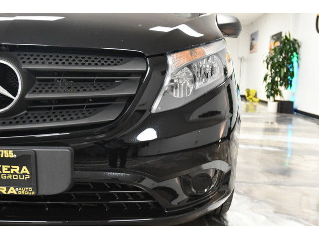 BLACK, 2017 MERCEDES-BENZ MINI-VAN Thumnail Image 11