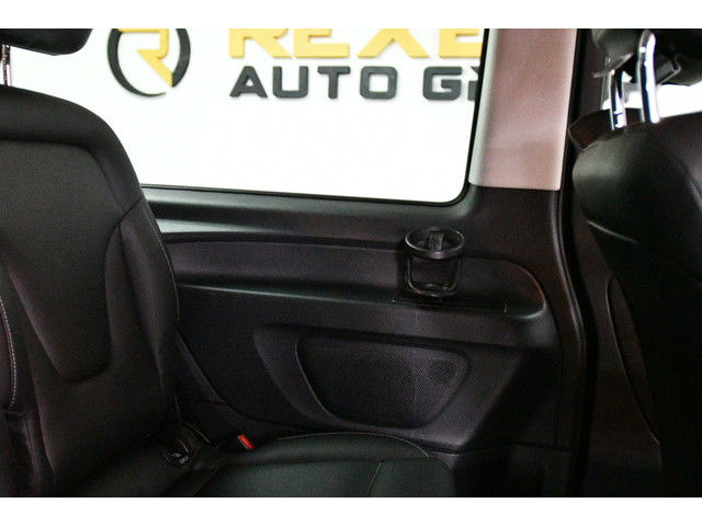 BLACK, 2017 MERCEDES-BENZ MINI-VAN Thumnail Image 64