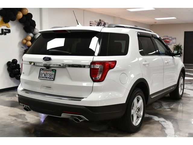 WHITE, 2018 FORD EXPLORER Thumnail Image 4