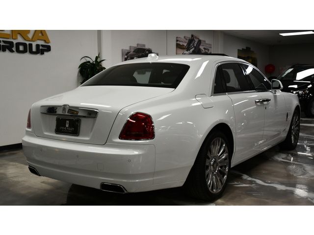 WHITE, 2020 ROLLS-ROYCE GHOST SERIES II Thumnail Image 4