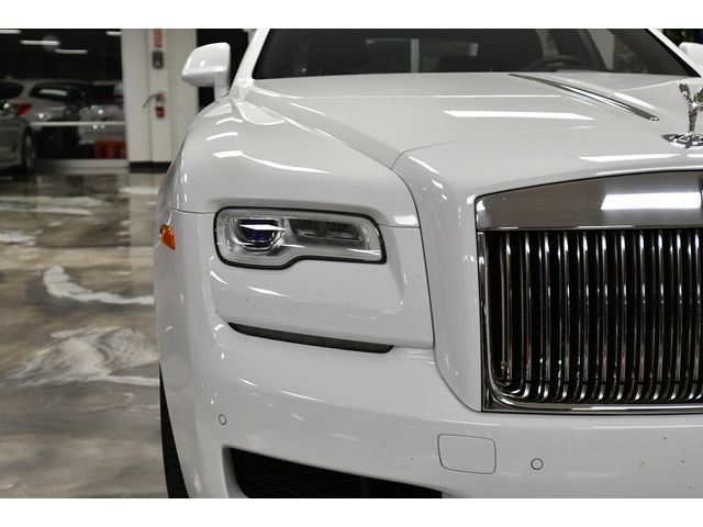 WHITE, 2020 ROLLS-ROYCE GHOST SERIES II Thumnail Image 10