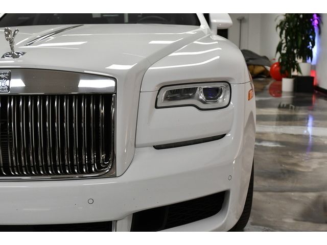WHITE, 2020 ROLLS-ROYCE GHOST SERIES II Thumnail Image 12
