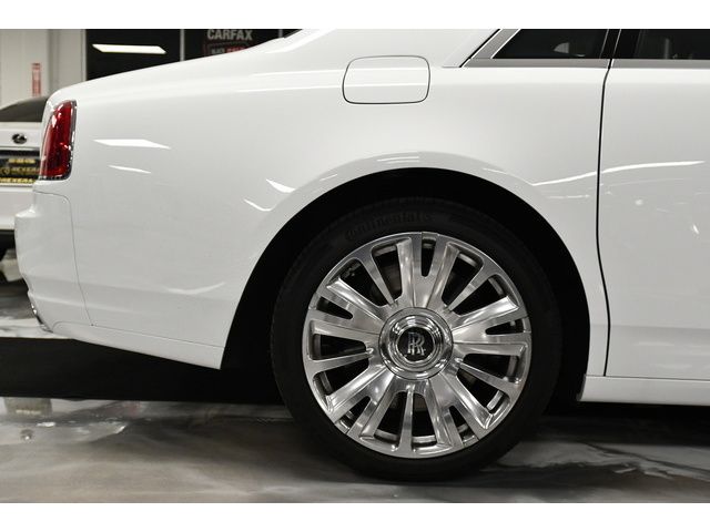 WHITE, 2020 ROLLS-ROYCE GHOST SERIES II Thumnail Image 25