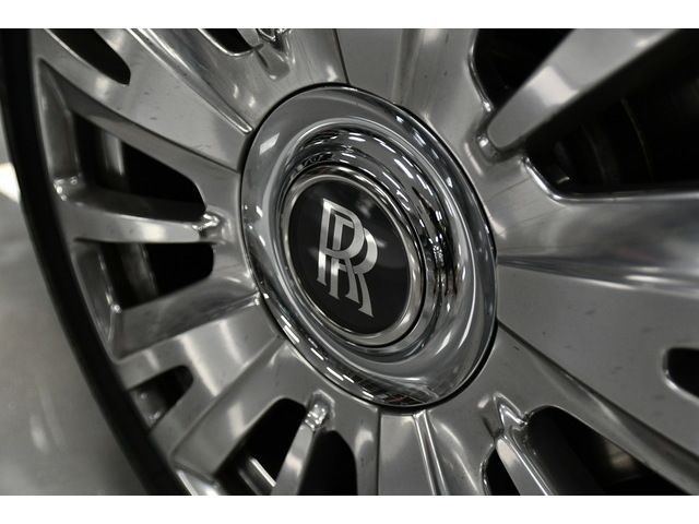 WHITE, 2020 ROLLS-ROYCE GHOST SERIES II Thumnail Image 27