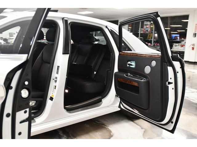 WHITE, 2020 ROLLS-ROYCE GHOST SERIES II Thumnail Image 68