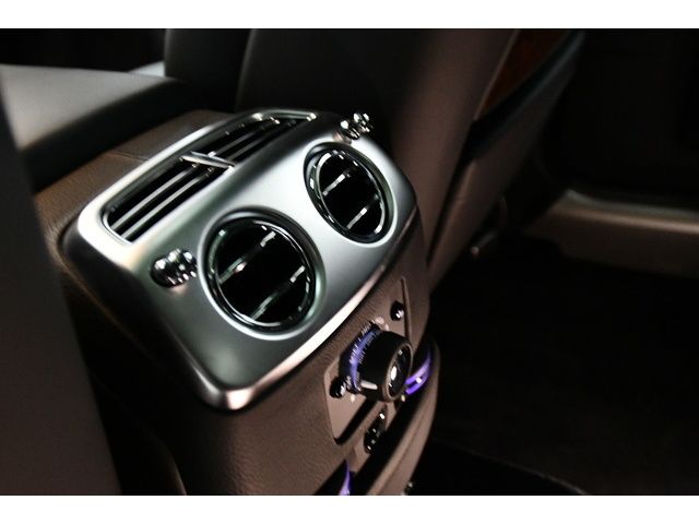 WHITE, 2020 ROLLS-ROYCE GHOST SERIES II Thumnail Image 74