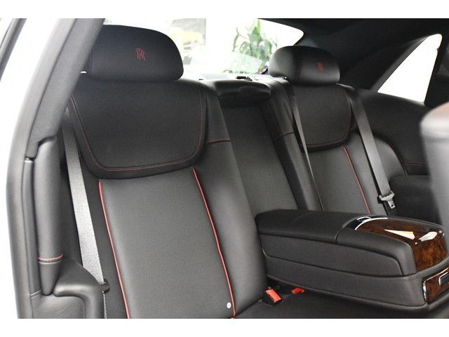 WHITE, 2020 ROLLS-ROYCE GHOST SERIES II Thumnail Image 81
