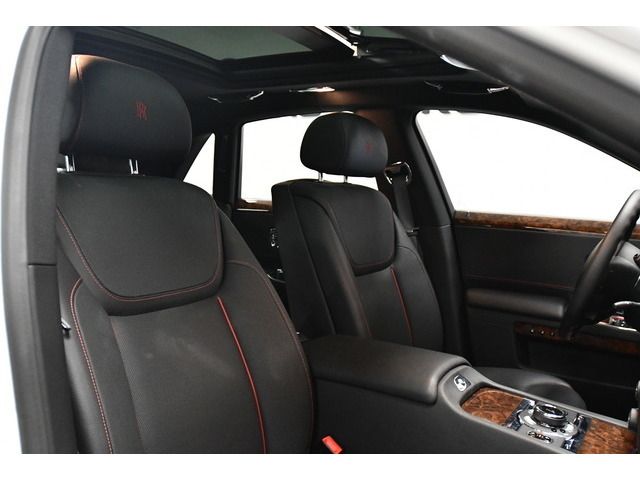 WHITE, 2020 ROLLS-ROYCE GHOST SERIES II Thumnail Image 93
