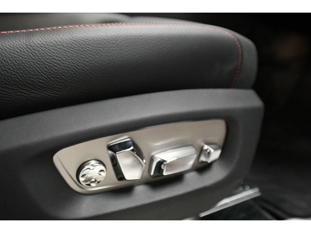 WHITE, 2020 ROLLS-ROYCE GHOST SERIES II Thumnail Image 96