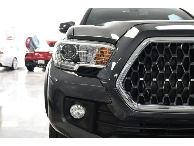 GRAY, 2019 TOYOTA TACOMA Thumnail Image 10