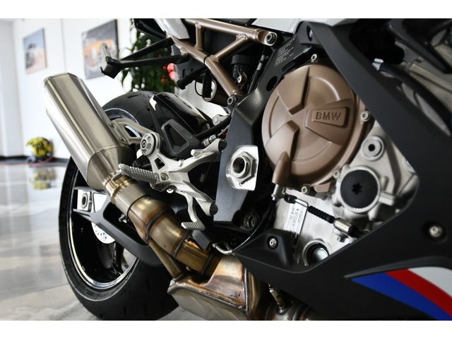 WHITE, 2021 BMW S 1000 RR Thumnail Image 9
