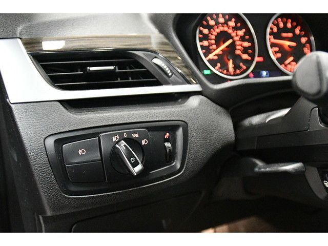BLACK, 2016 BMW X1 Thumnail Image 35
