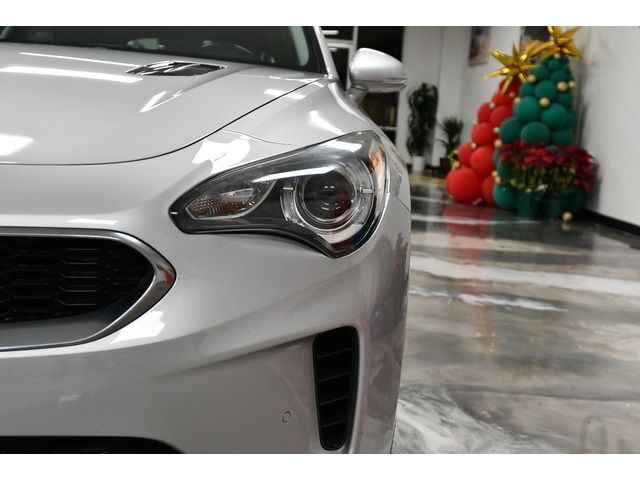 SILVER, 2018 KIA STINGER Thumnail Image 10