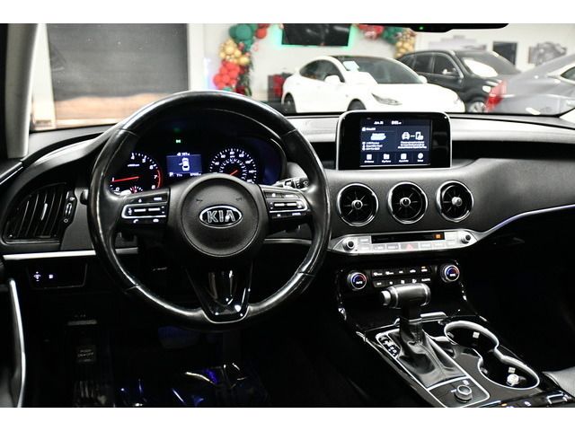 SILVER, 2018 KIA STINGER Thumnail Image 48