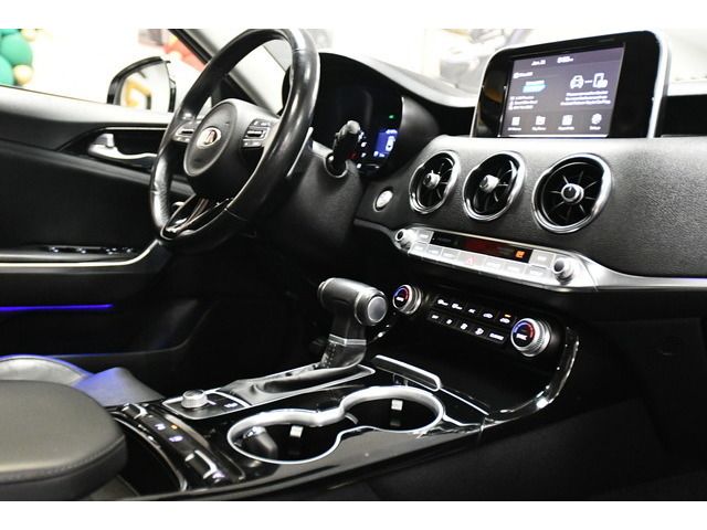 SILVER, 2018 KIA STINGER Thumnail Image 60