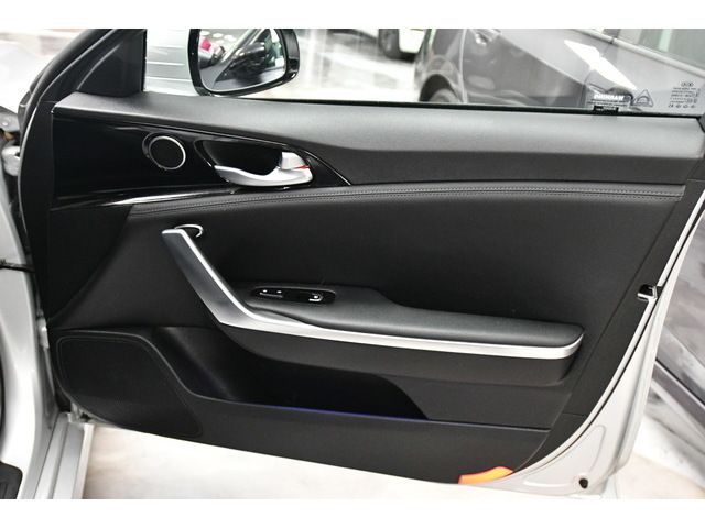 SILVER, 2018 KIA STINGER Thumnail Image 65