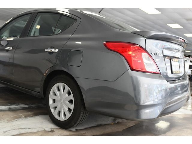 GRAY, 2018 NISSAN VERSA Thumnail Image 14