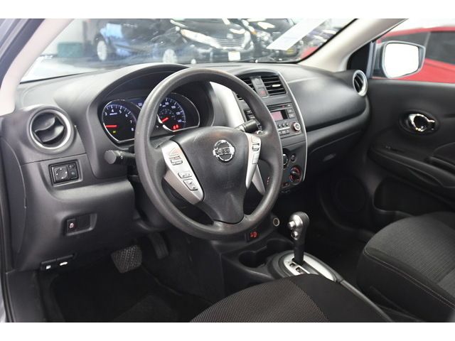 GRAY, 2018 NISSAN VERSA Thumnail Image 26