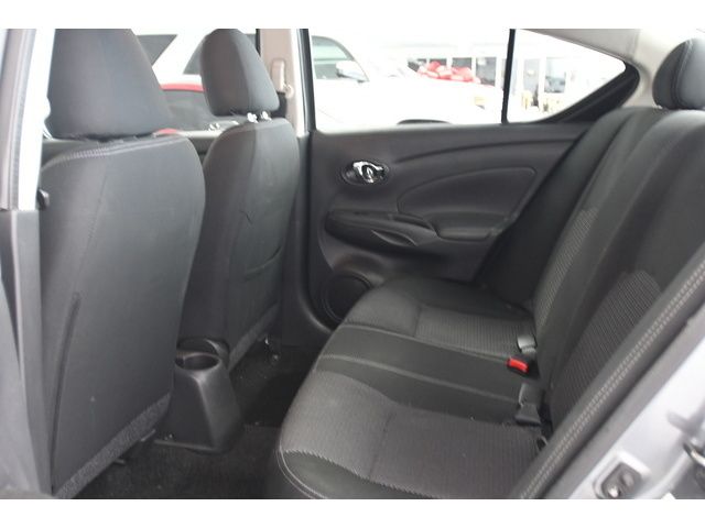 GRAY, 2018 NISSAN VERSA Thumnail Image 34