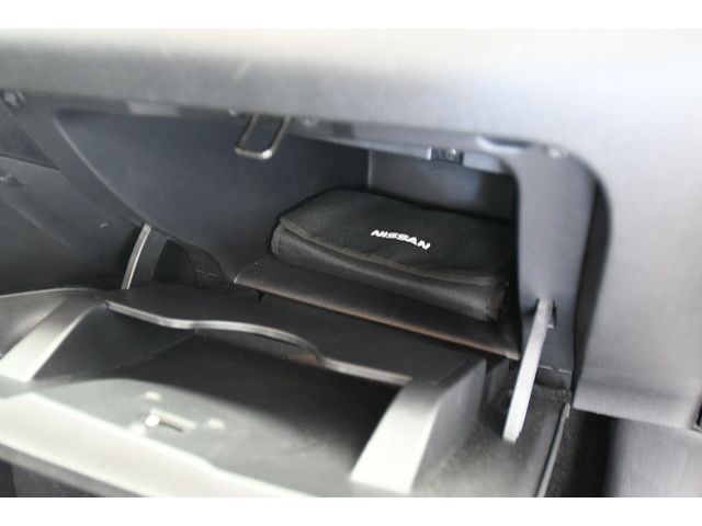 GRAY, 2018 NISSAN VERSA Thumnail Image 43