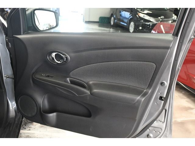 GRAY, 2018 NISSAN VERSA Thumnail Image 45