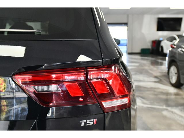 BLACK, 2018 VOLKSWAGEN TIGUAN Thumnail Image 9