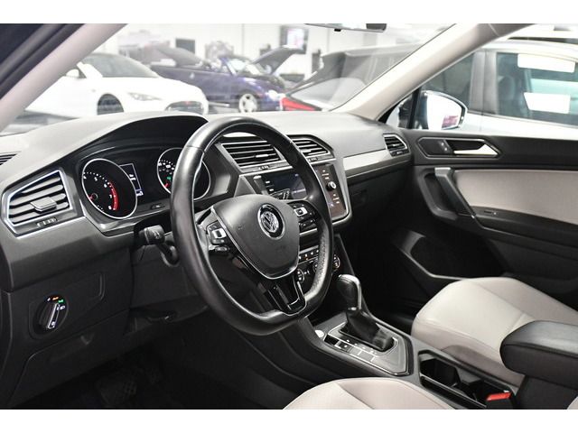 BLACK, 2018 VOLKSWAGEN TIGUAN Thumnail Image 31