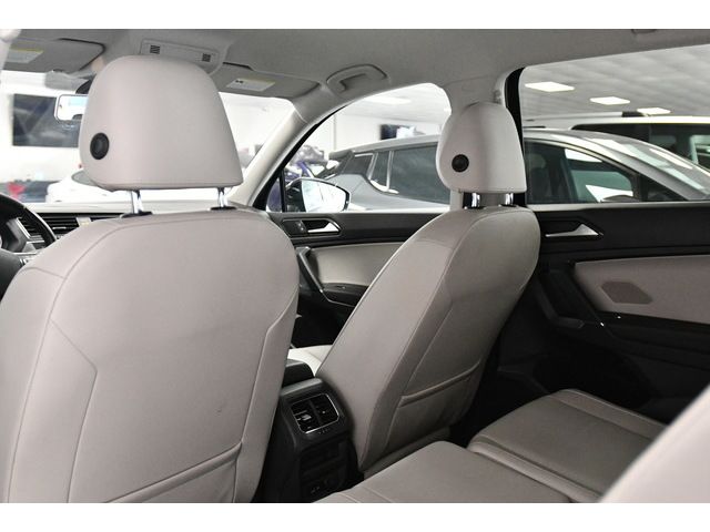 BLACK, 2018 VOLKSWAGEN TIGUAN Thumnail Image 43