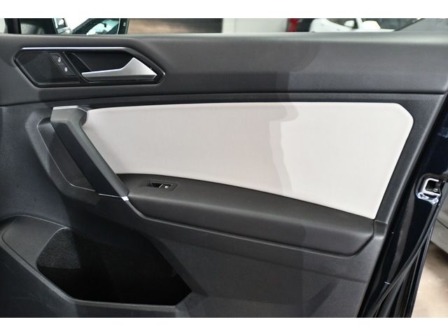BLACK, 2018 VOLKSWAGEN TIGUAN Thumnail Image 66