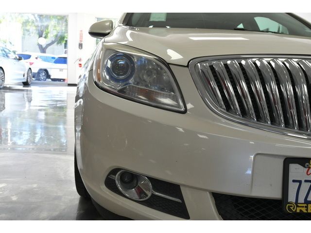 WHITE, 2016 BUICK VERANO Thumnail Image 10