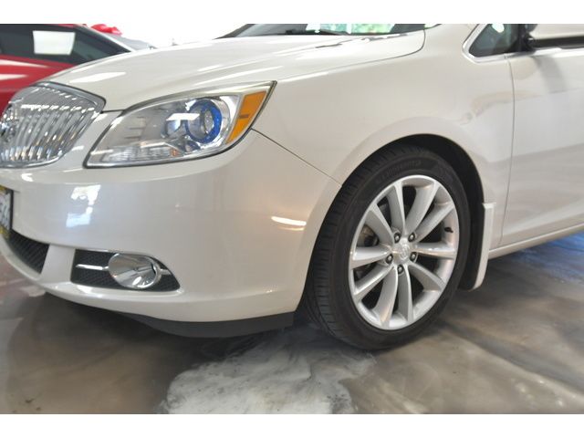 WHITE, 2016 BUICK VERANO Thumnail Image 24