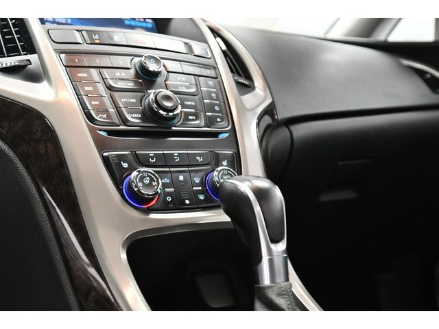 WHITE, 2016 BUICK VERANO Thumnail Image 40