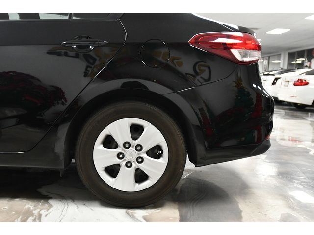 WHITE, 2017 KIA FORTE Thumnail Image 13