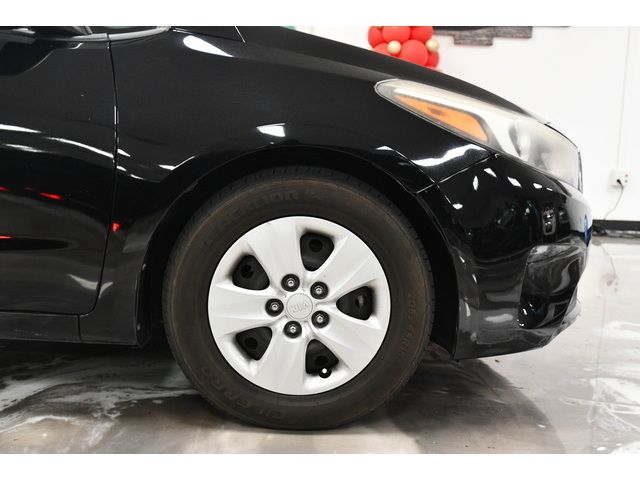 WHITE, 2017 KIA FORTE Thumnail Image 15
