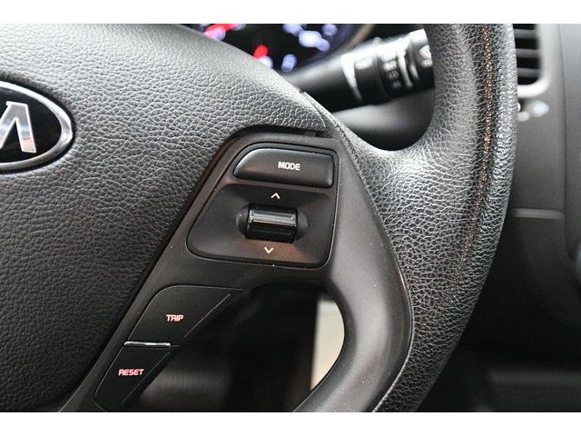 WHITE, 2017 KIA FORTE Thumnail Image 20