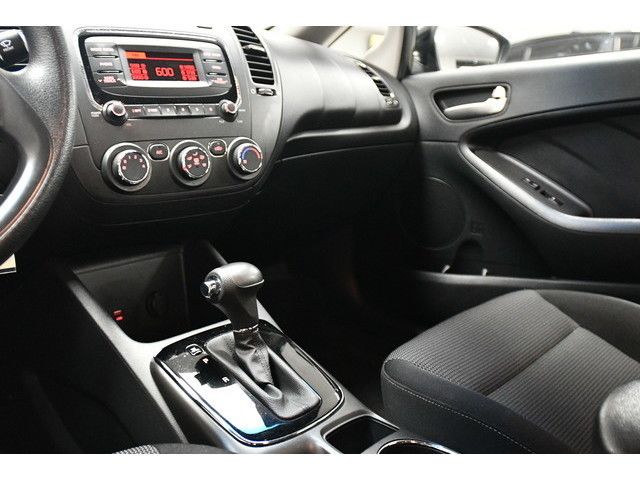 WHITE, 2017 KIA FORTE Thumnail Image 25
