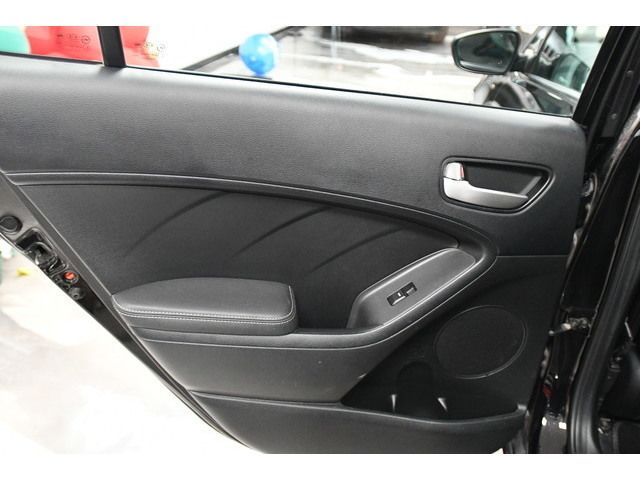 WHITE, 2017 KIA FORTE Thumnail Image 28