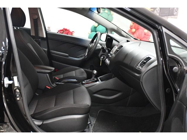 WHITE, 2017 KIA FORTE Thumnail Image 35