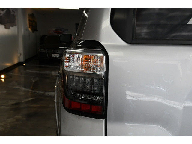 SILVER, 2019 TOYOTA 4RUNNER Thumnail Image 8