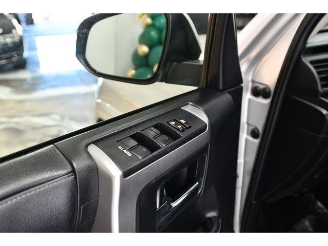SILVER, 2019 TOYOTA 4RUNNER Thumnail Image 36