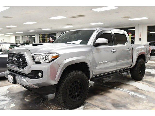 SILVER, 2018 TOYOTA TACOMA Thumnail Image 7