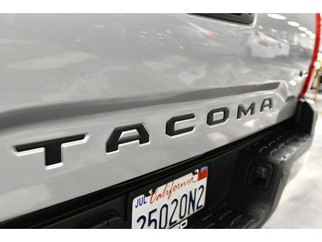 SILVER, 2018 TOYOTA TACOMA Thumnail Image 19