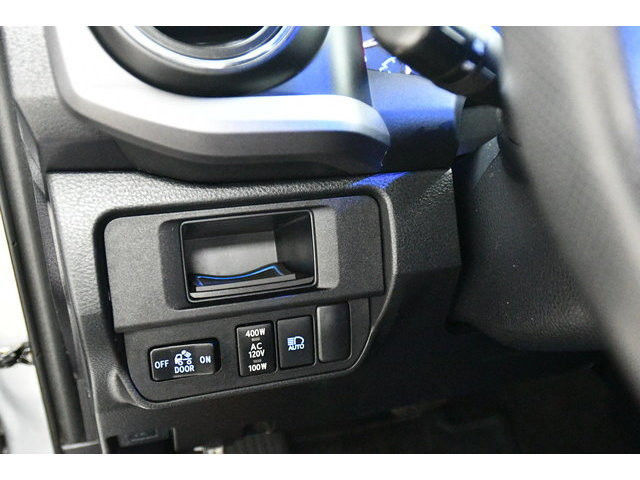 SILVER, 2018 TOYOTA TACOMA Thumnail Image 41