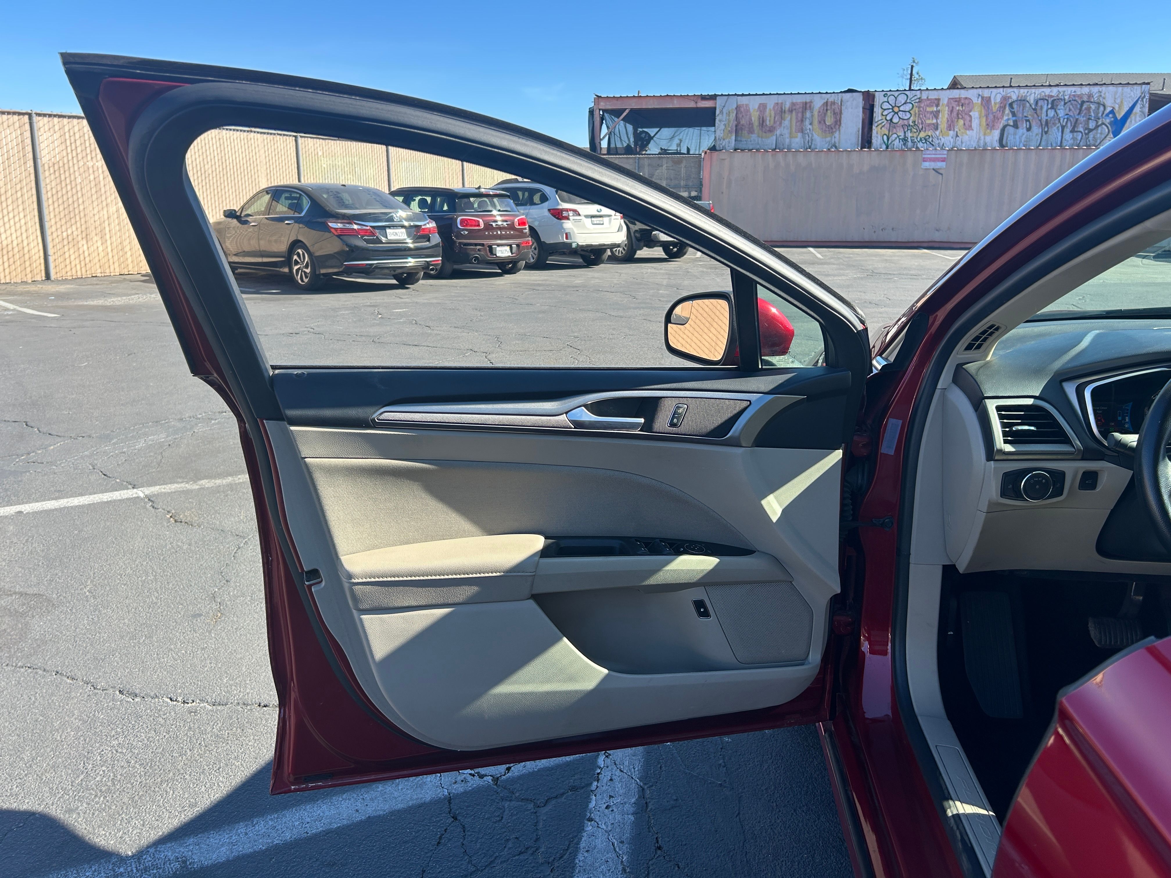 RED, 2018 FORD FUSION Thumnail Image 17